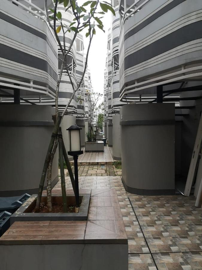 Anarta House H11/10 Hotel Tegal  ภายนอก รูปภาพ